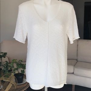 Cupio short sleeve sweater. Size Medium